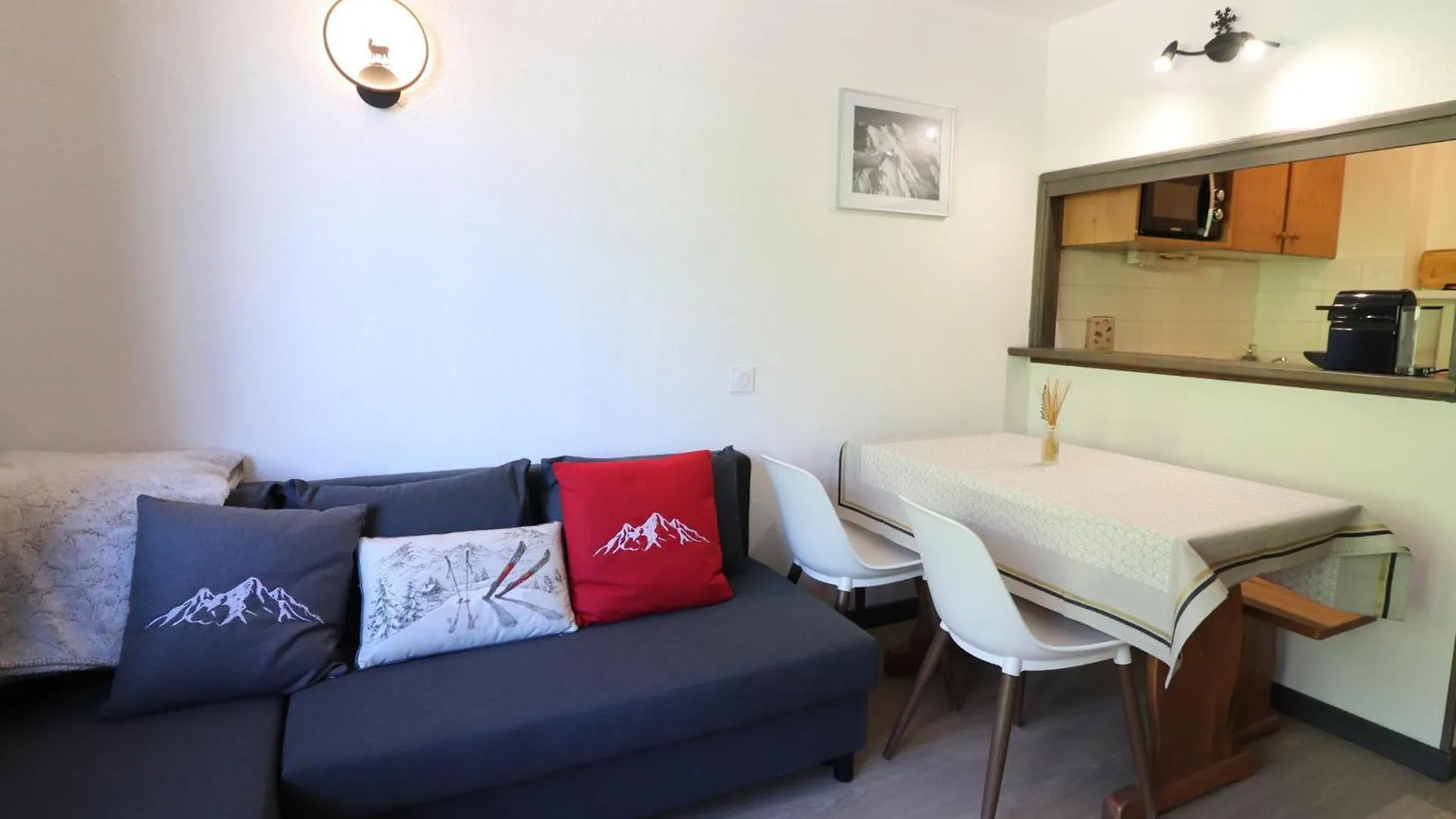 Apartment Studio Cosy Au Pied Des Pistes, Balcon, Renove Et Bien Equipe - Fr-1-502-568 Tignes